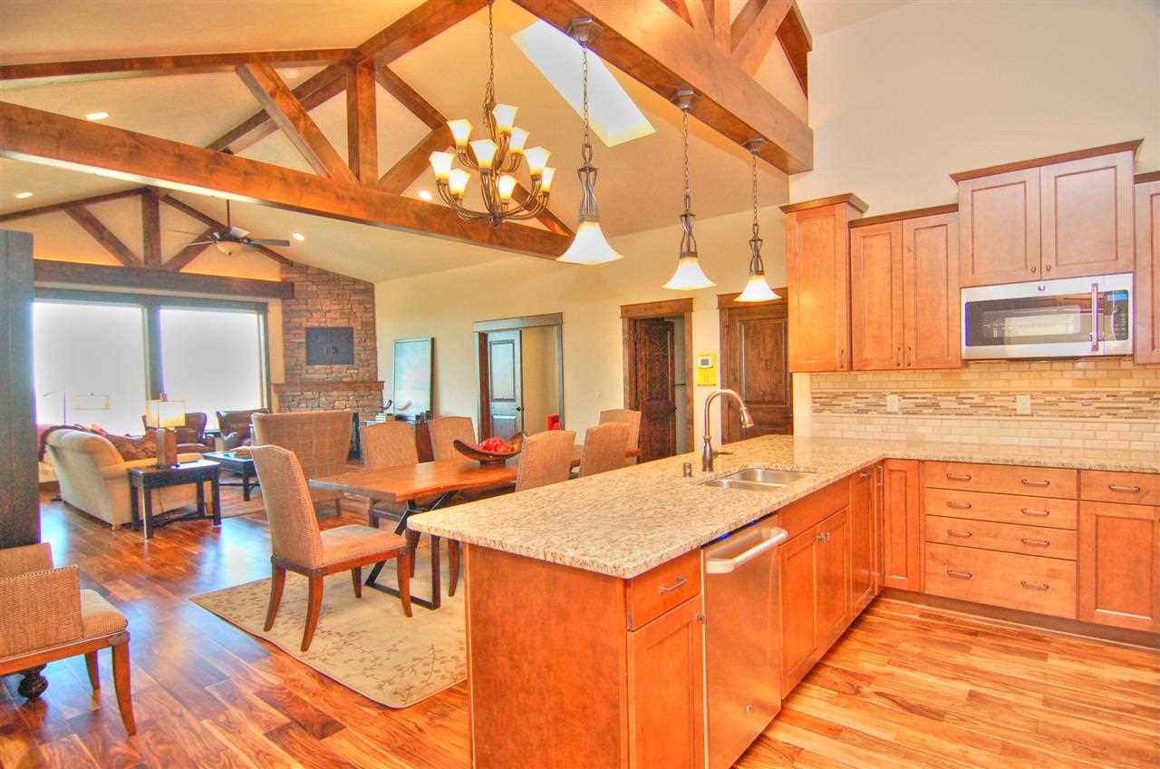 10124 N Milbrath Ln - Photo 4