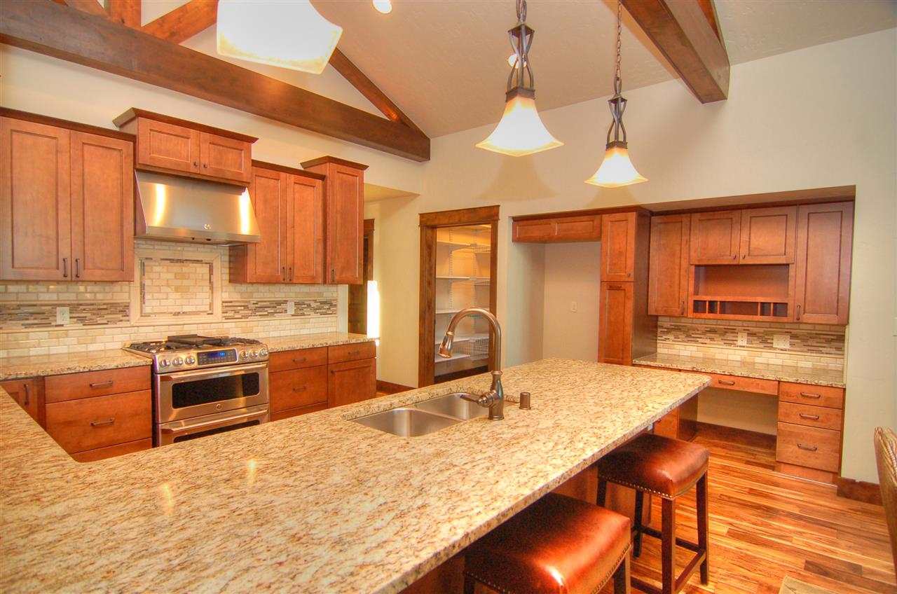 10124 N Milbrath Ln - Photo 6