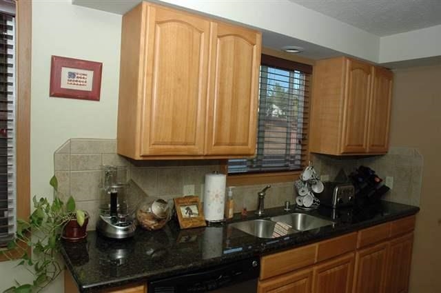 2407 S Grand - Photo 3
