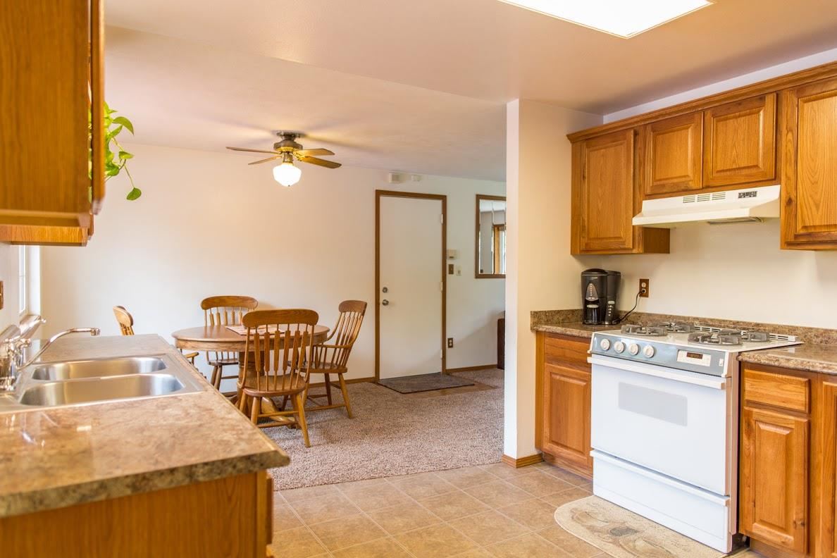 3819 E Pegasus Rd - Photo 4