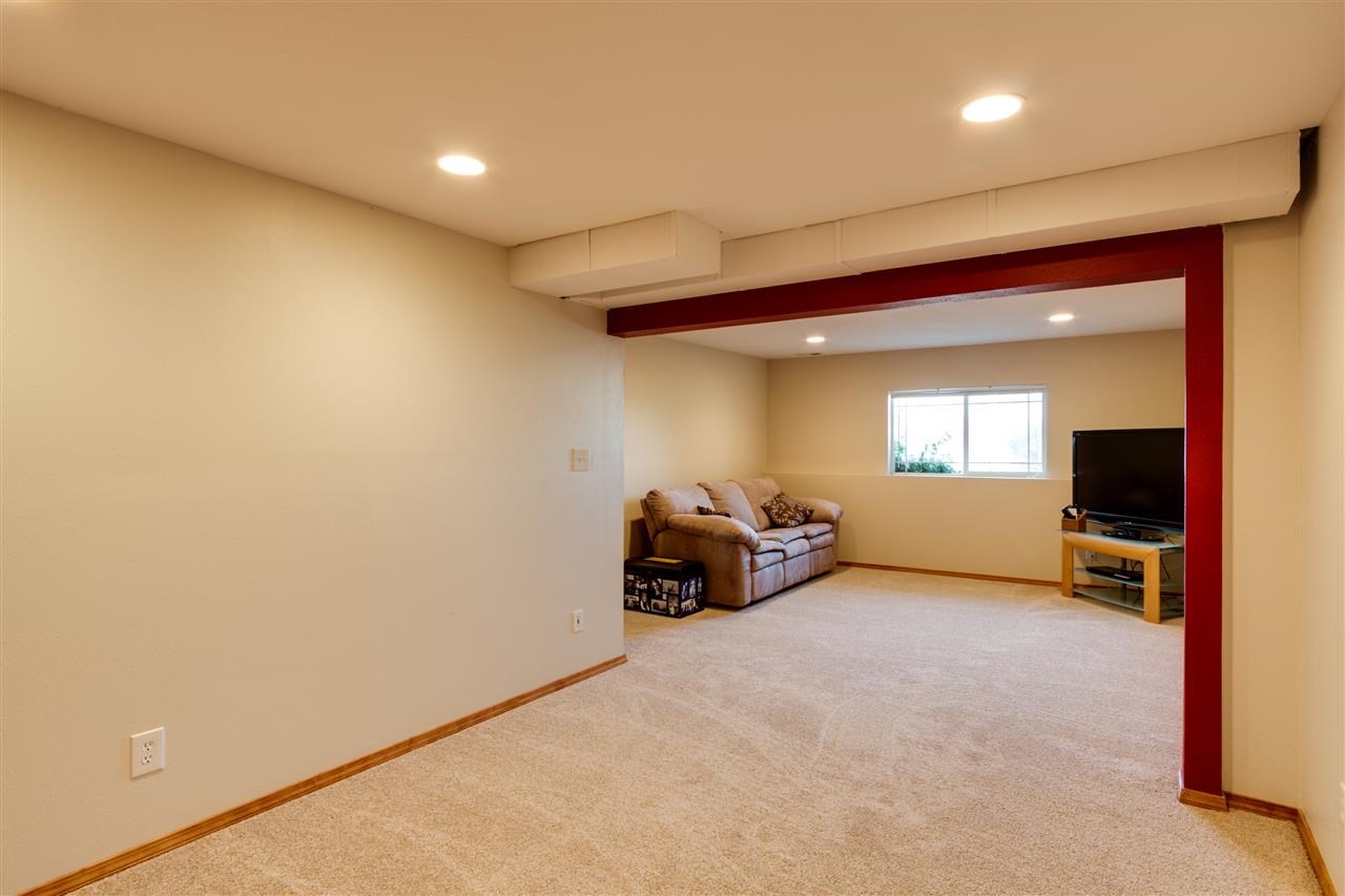 16008 E 6th Ln - Photo 11