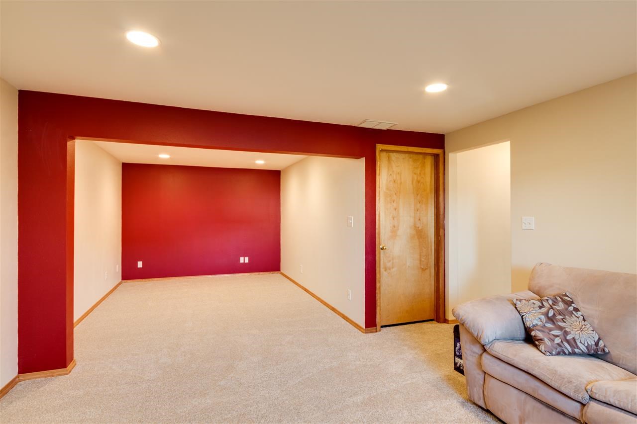 16008 E 6th Ln - Photo 12