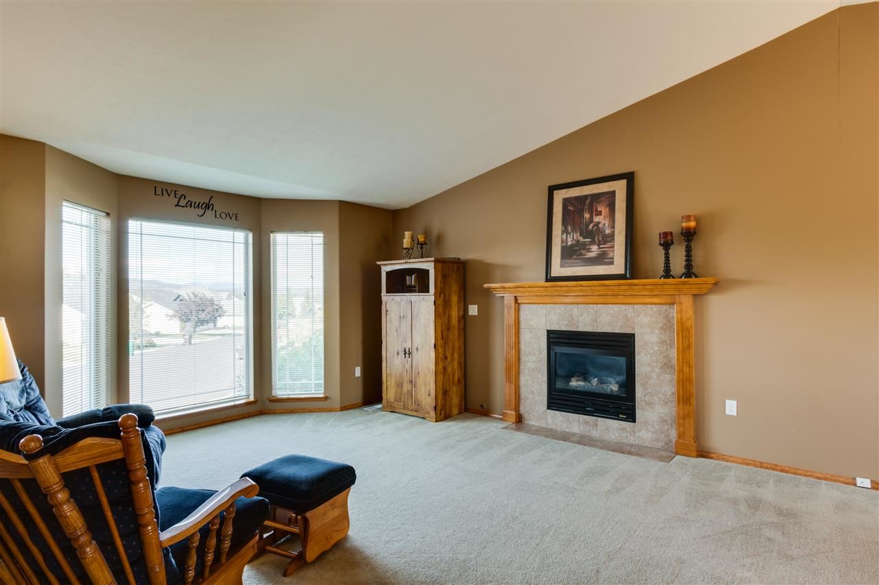 16008 E 6th Ln - Photo 3