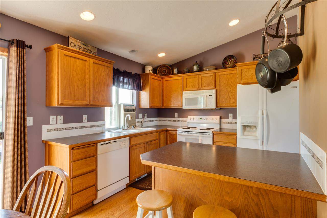 16008 E 6th Ln - Photo 4