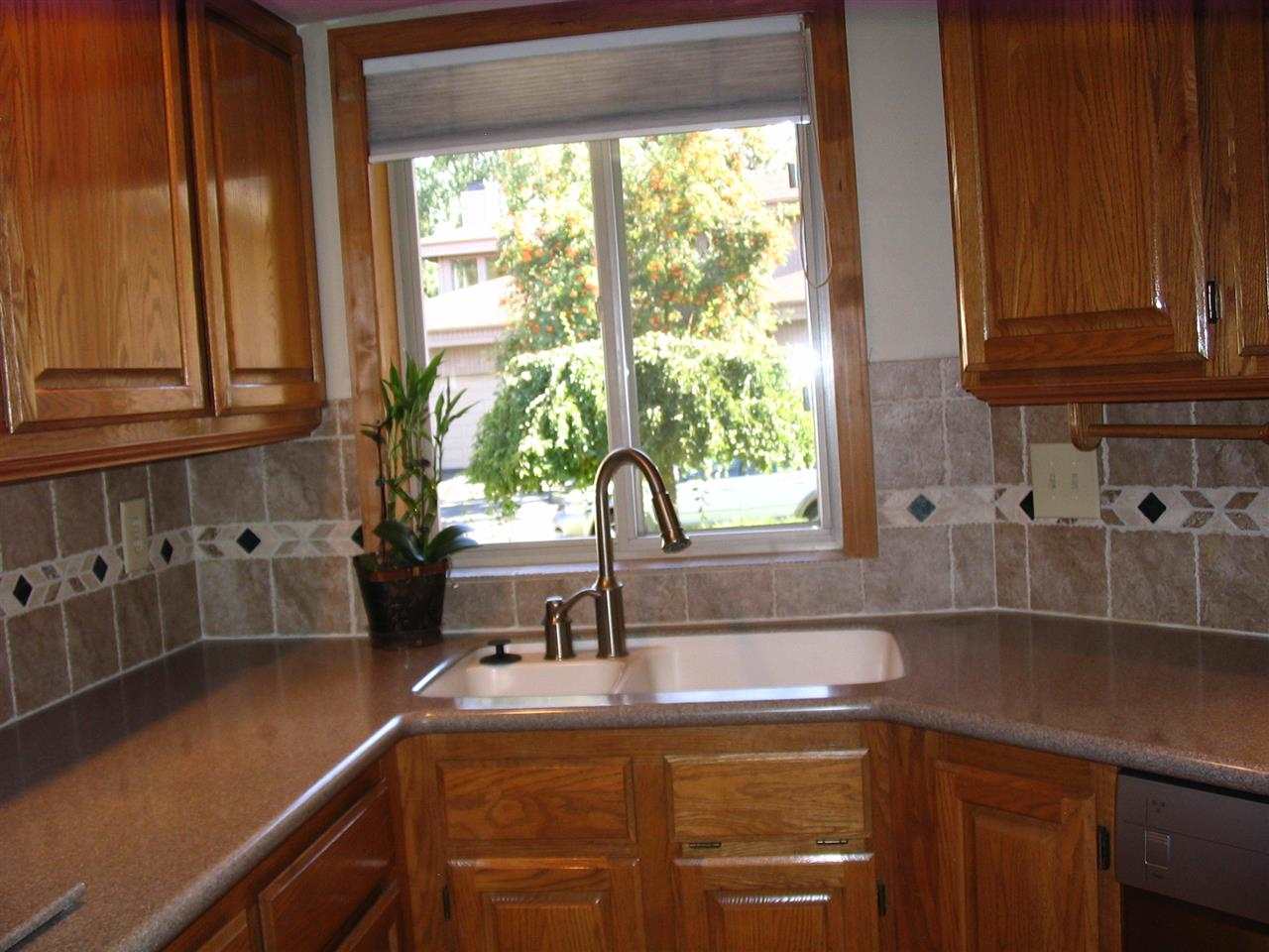 1503 E Cambridge Ln - Photo 4