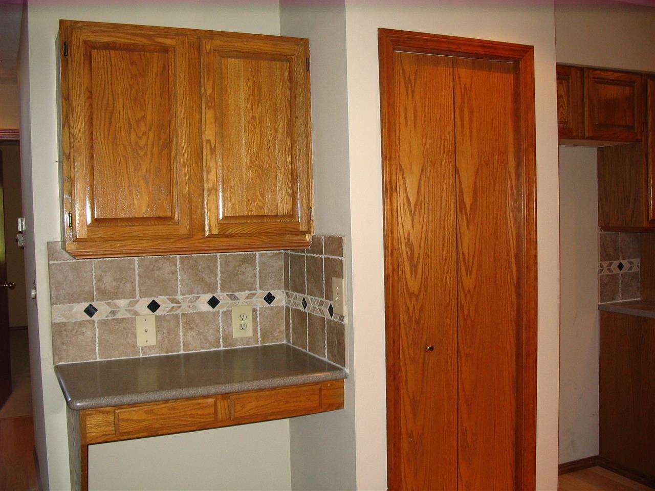 1503 E Cambridge Ln - Photo 7
