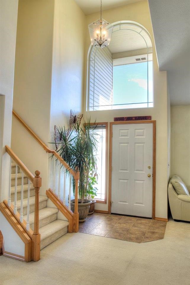 807 E Upper Terrace Ln - Photo 2