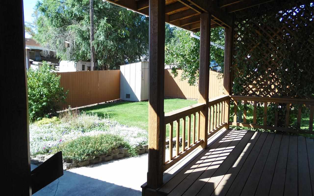 501 W 2nd St - Photo 13
