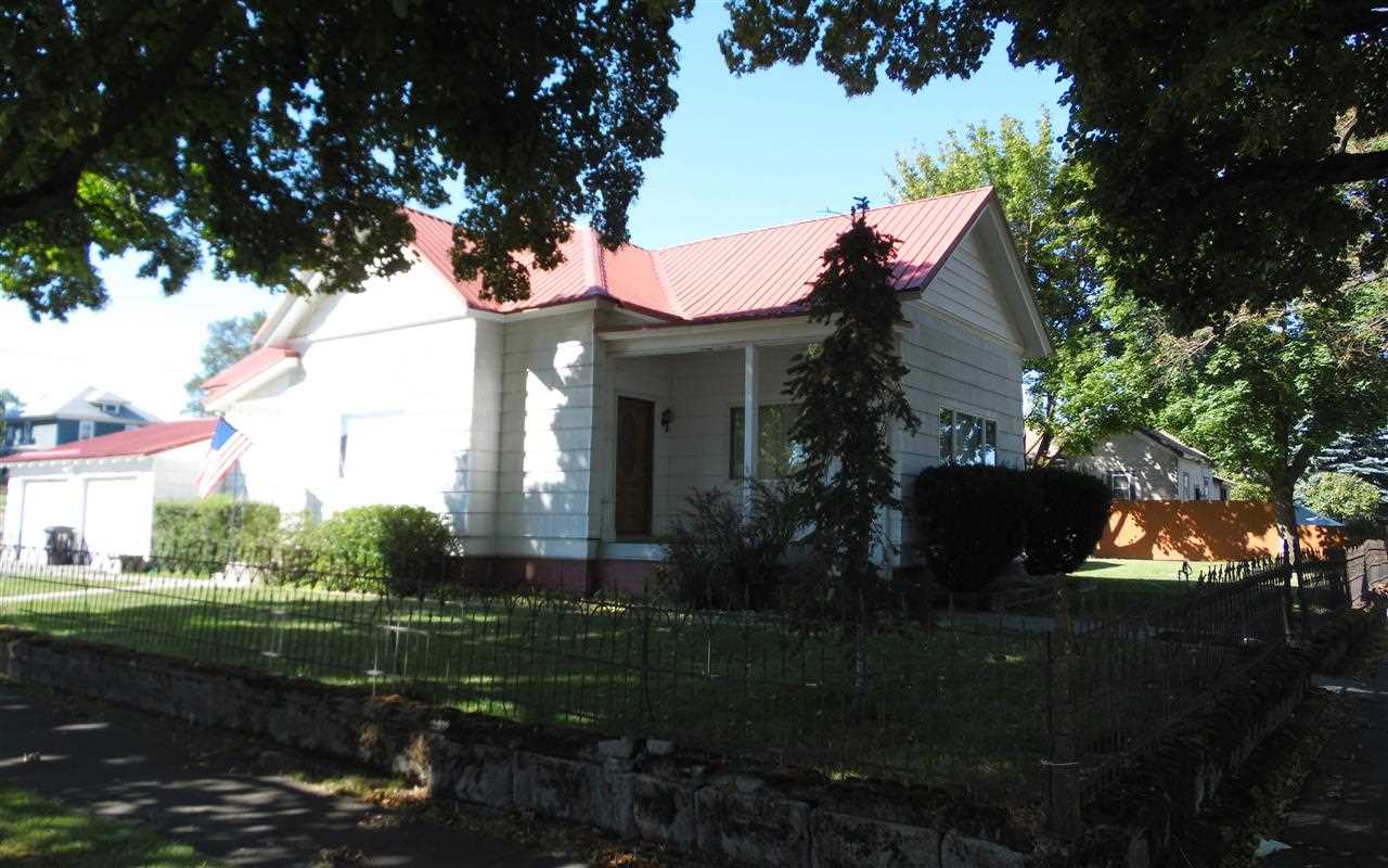 501 W 2nd St - Photo 19