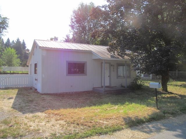 820 N Lincoln St - Photo 3