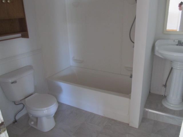 820 N Lincoln St - Photo 5