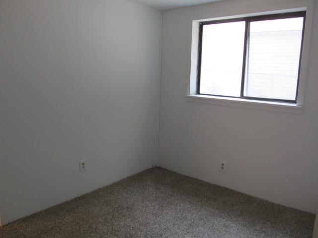 820 N Lincoln St - Photo 6