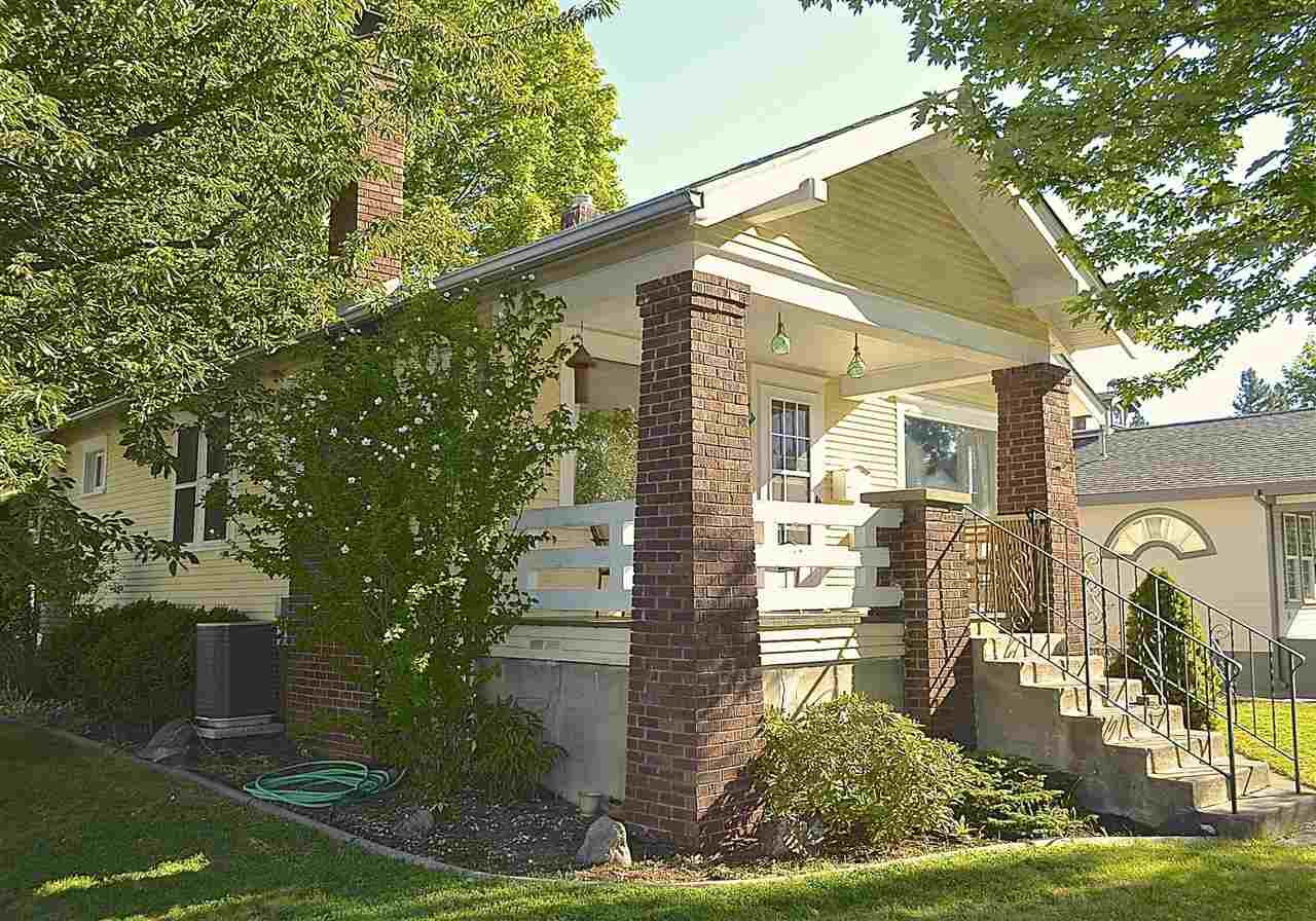1003 E 33RD Ave - Photo 1