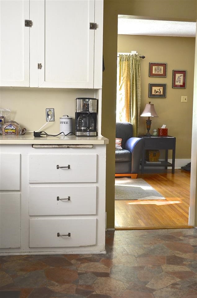 1003 E 33RD Ave - Photo 9