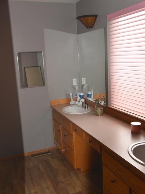 1713 N Harmony Ln - Photo 15