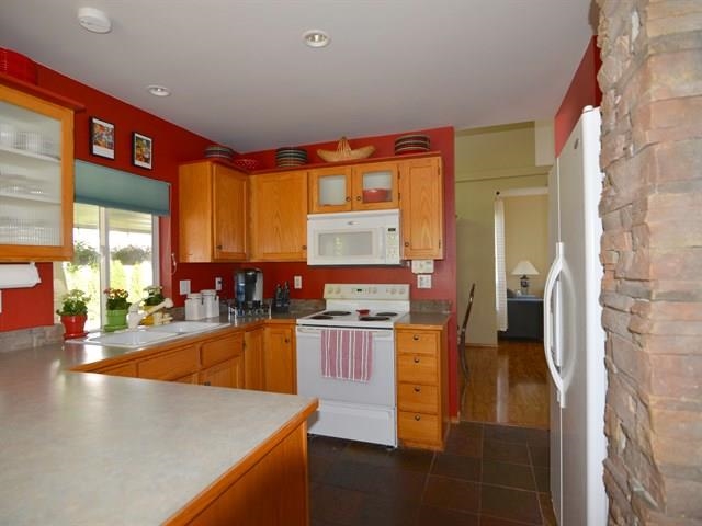 1713 N Harmony Ln - Photo 3