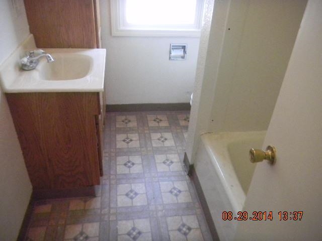 2021 E Empire Ave - Photo 6