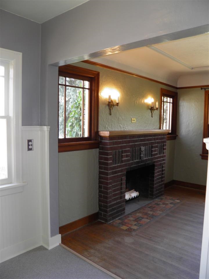 2527 N Normandie St - Photo 13
