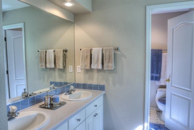 1012 E Blackhawk Dr - Photo 11