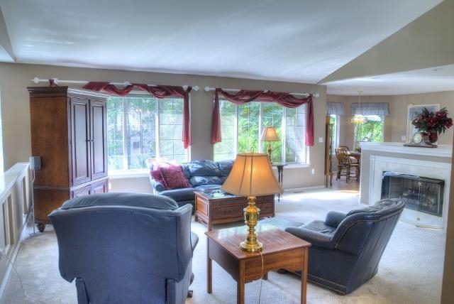 1012 E Blackhawk Dr - Photo 3