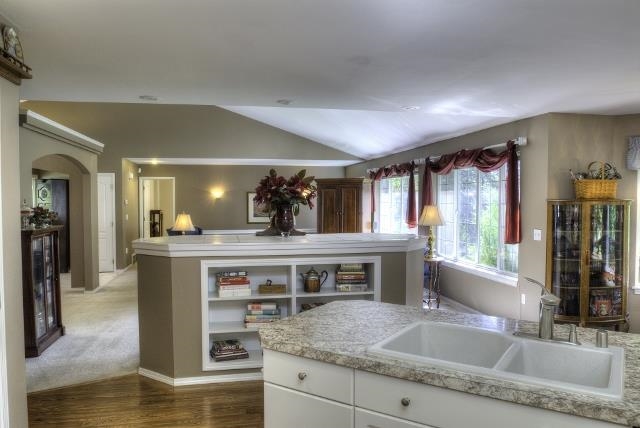 1012 E Blackhawk Dr - Photo 7