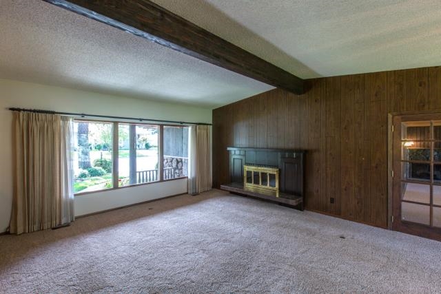 10923 E 30th Ave - Photo 5