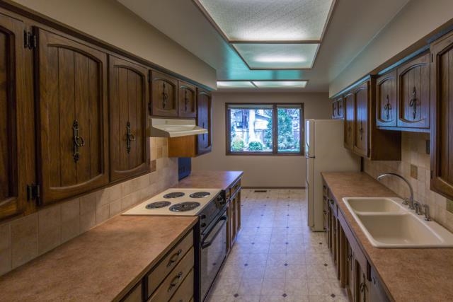10923 E 30th Ave - Photo 10