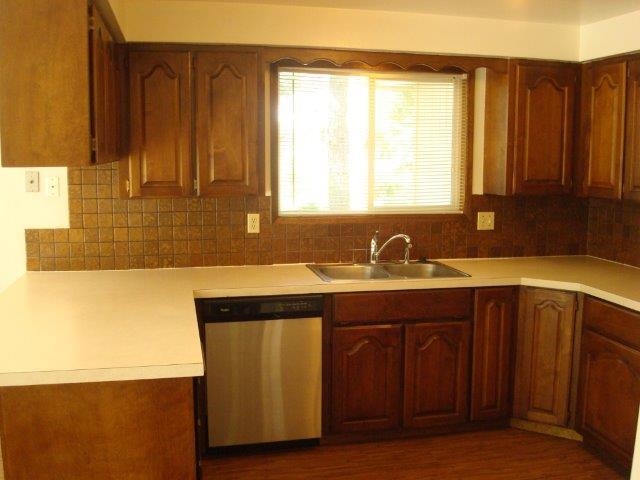 1204 E Woodglen - Photo 7