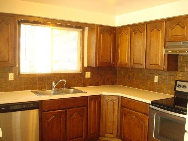 1204 E Woodglen - Photo 8