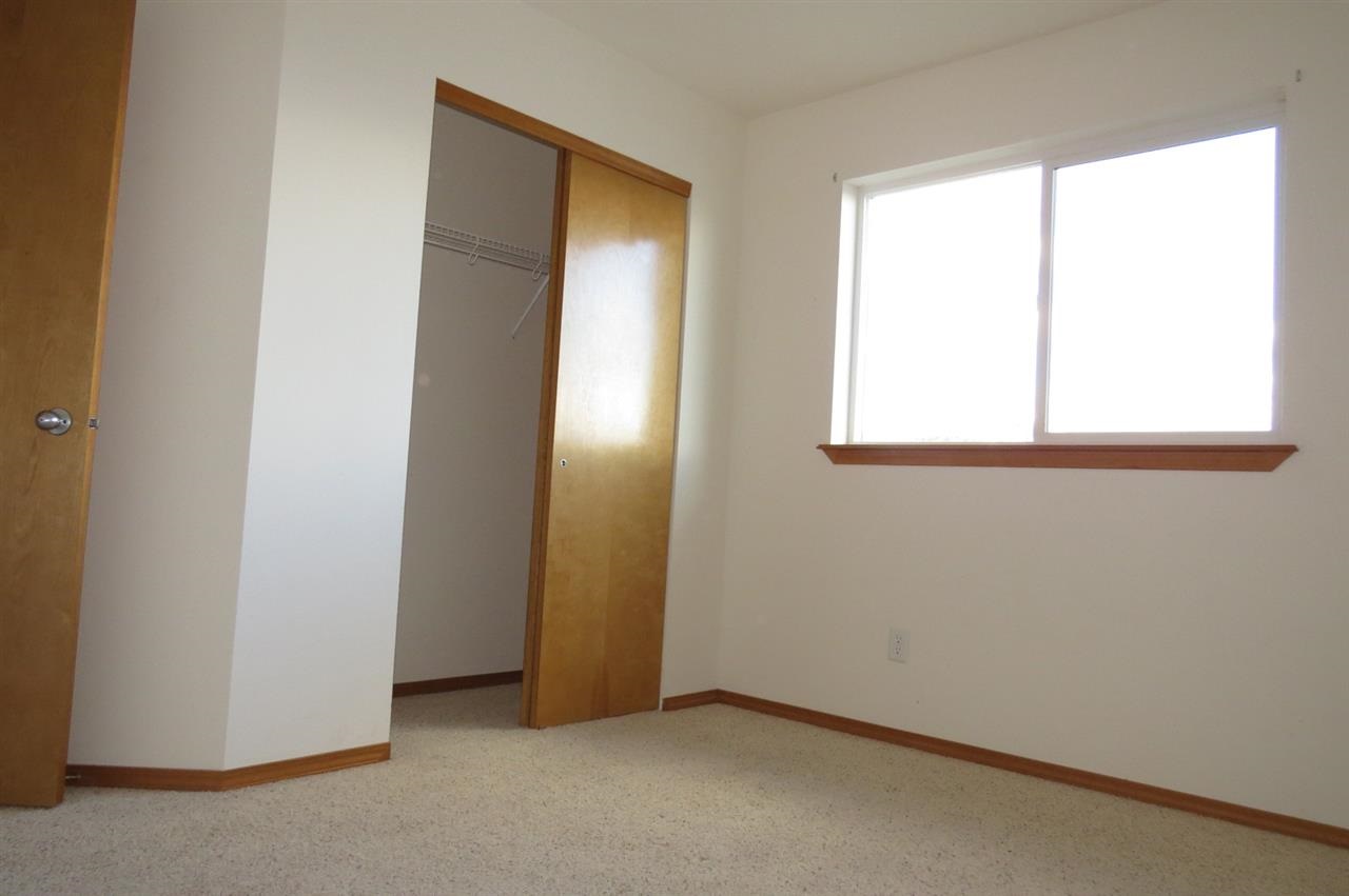 807 E Collin Ave - Photo 16