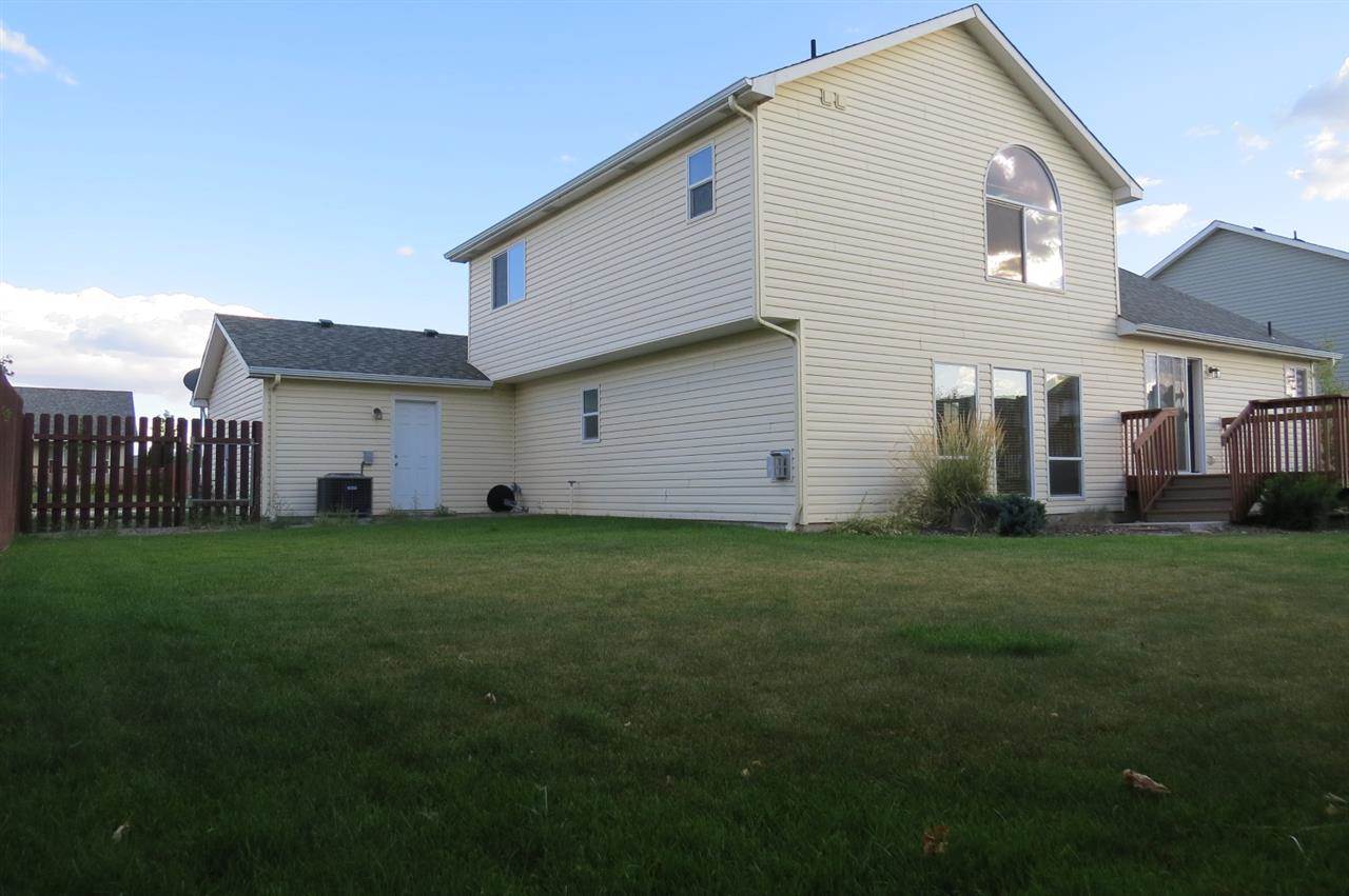 807 E Collin Ave - Photo 18