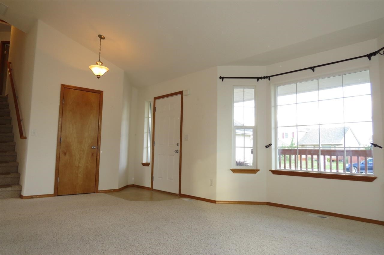 807 E Collin Ave - Photo 5