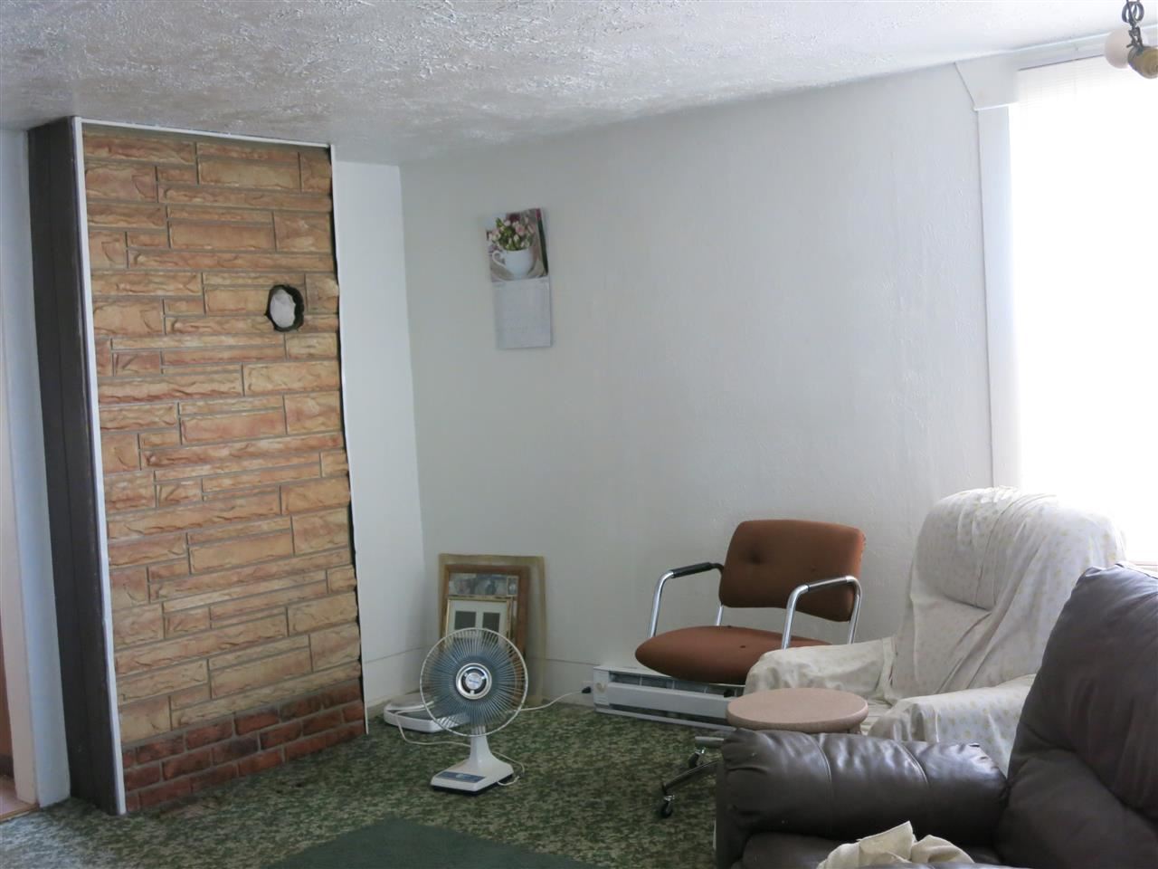 1305 S Central Rd - Photo 3