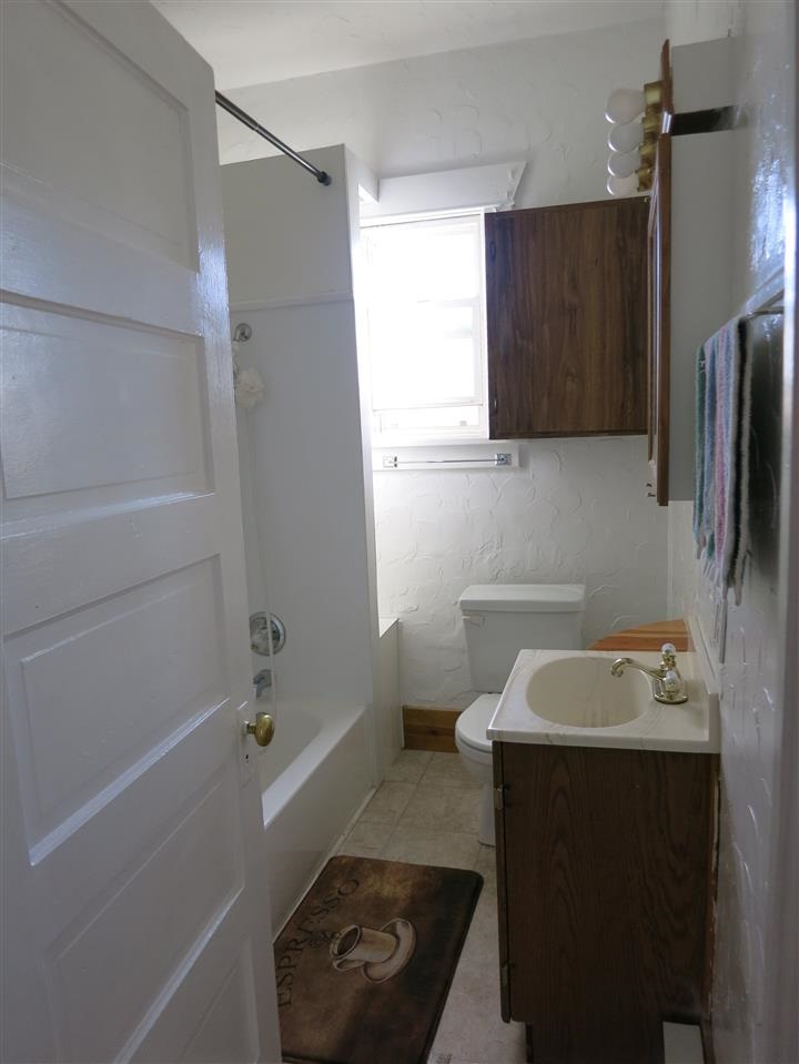 1305 S Central Rd - Photo 8