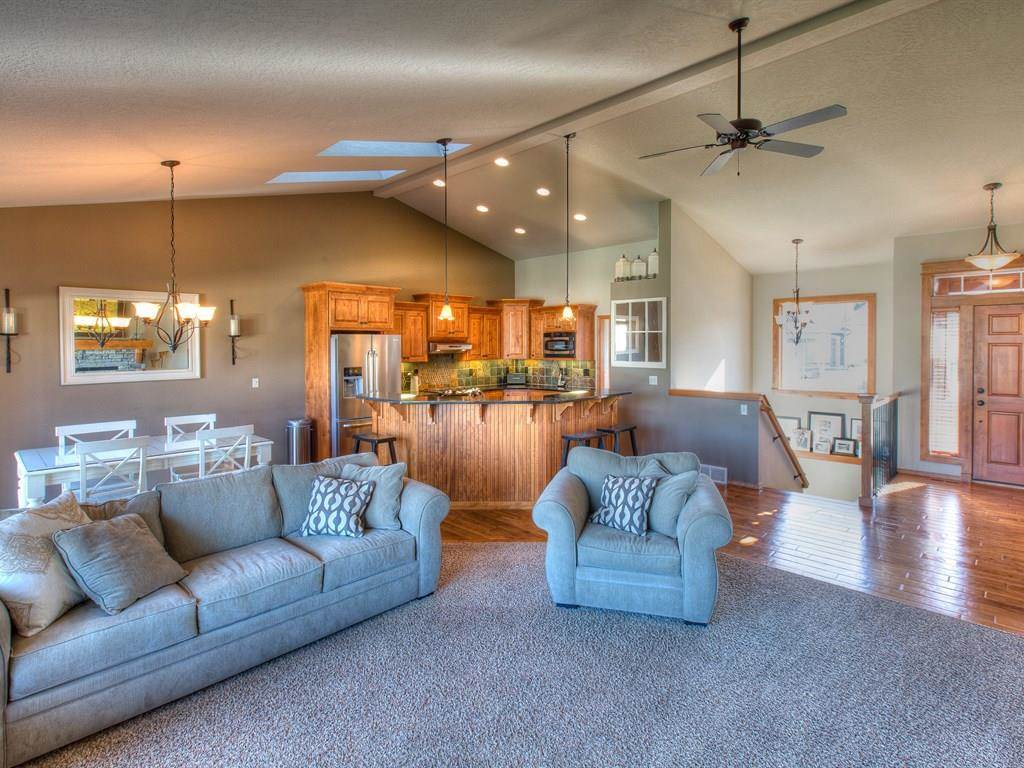 4428 S Mitchell Ln - Photo 3