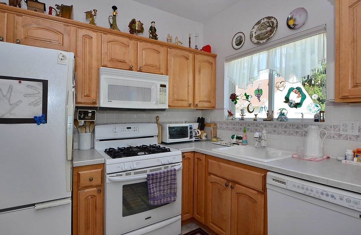 204 N Moffitt Ln - Photo 4