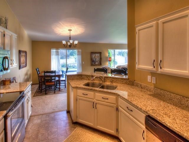 24110 E Olive Ln - Photo 7