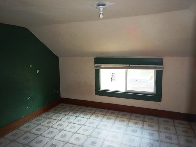 2927 E Heroy  Avenue - Photo 10
