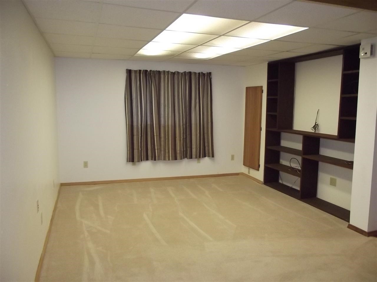 3328 E Courtland Ave - Photo 12