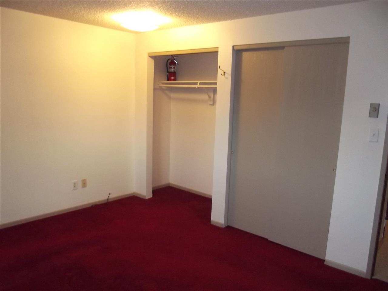 3328 E Courtland Ave - Photo 9