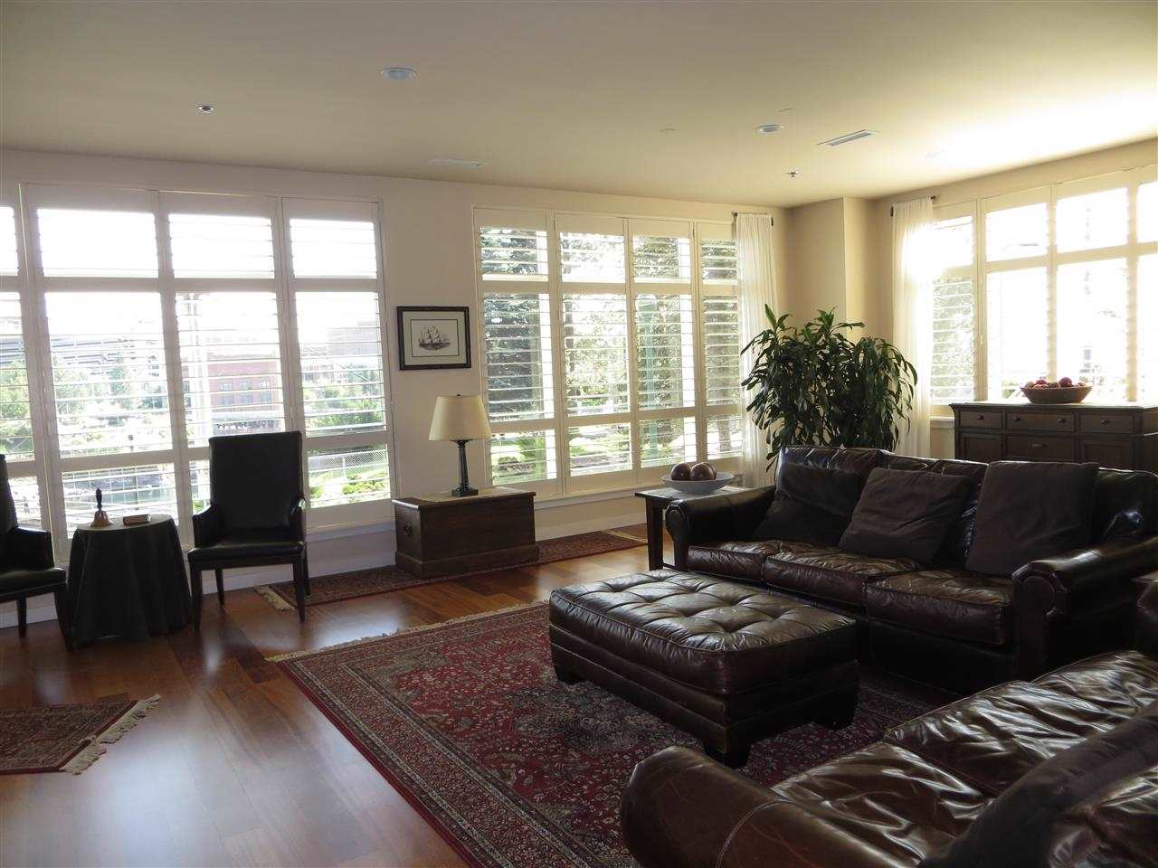 820 N Post St - Photo 4