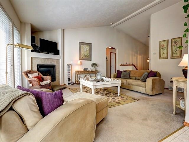 518 E Blackhawk Dr - Photo 3