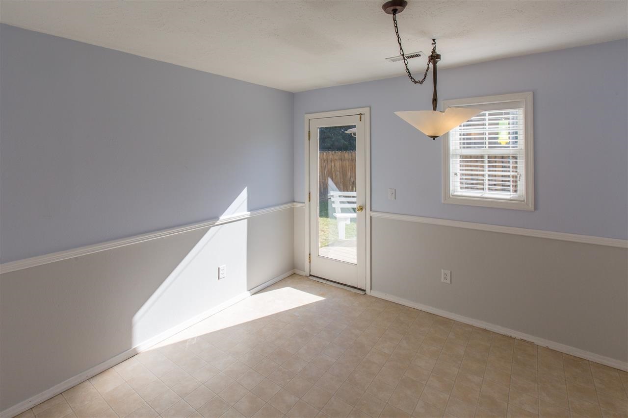 2305 S Rebecca St - Photo 11