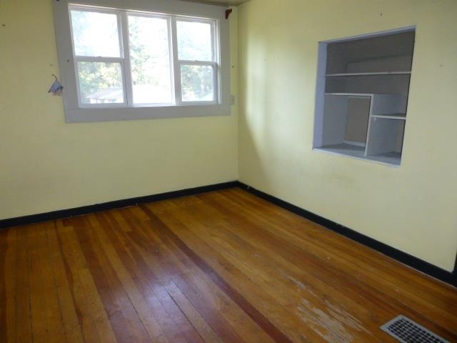 820 E 9th Ave - Photo 14