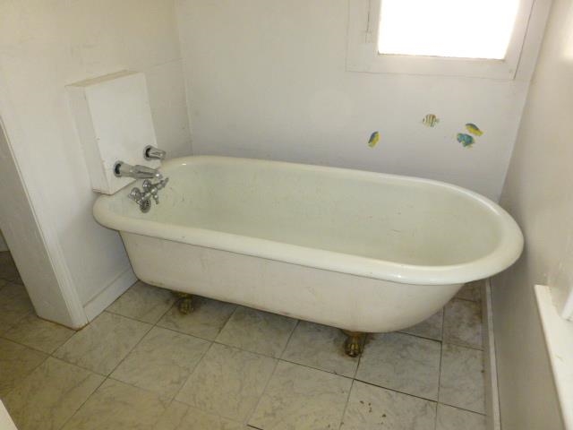 820 E 9th Ave - Photo 18