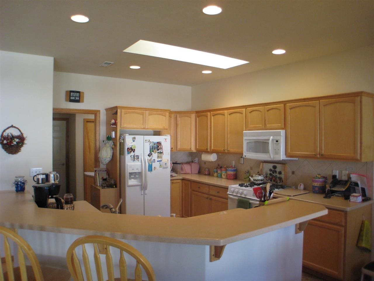 2619 E 62nd Ln. - Photo 3