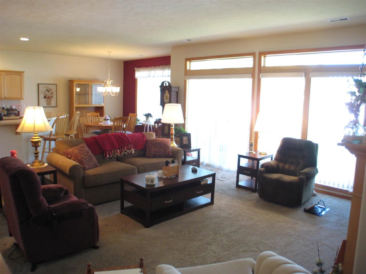 2619 E 62nd Ln. - Photo 7