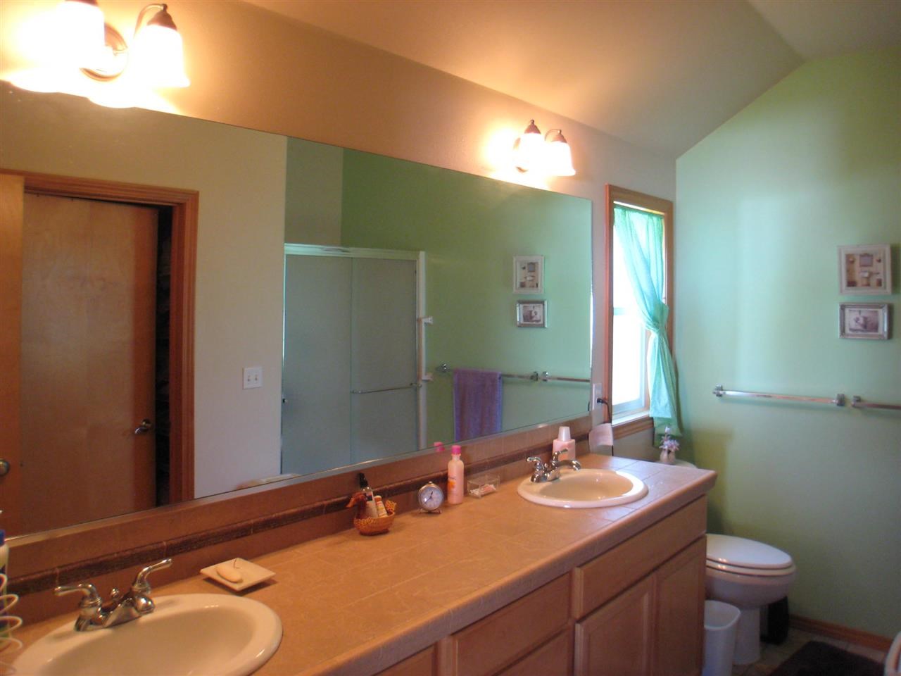 2619 E 62nd Ln. - Photo 10