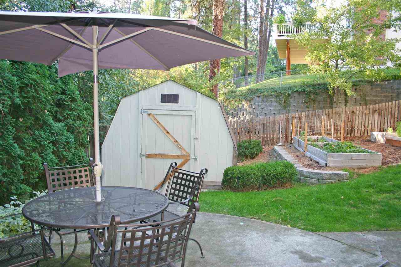 1134 W Bellwood Dr - Photo 18