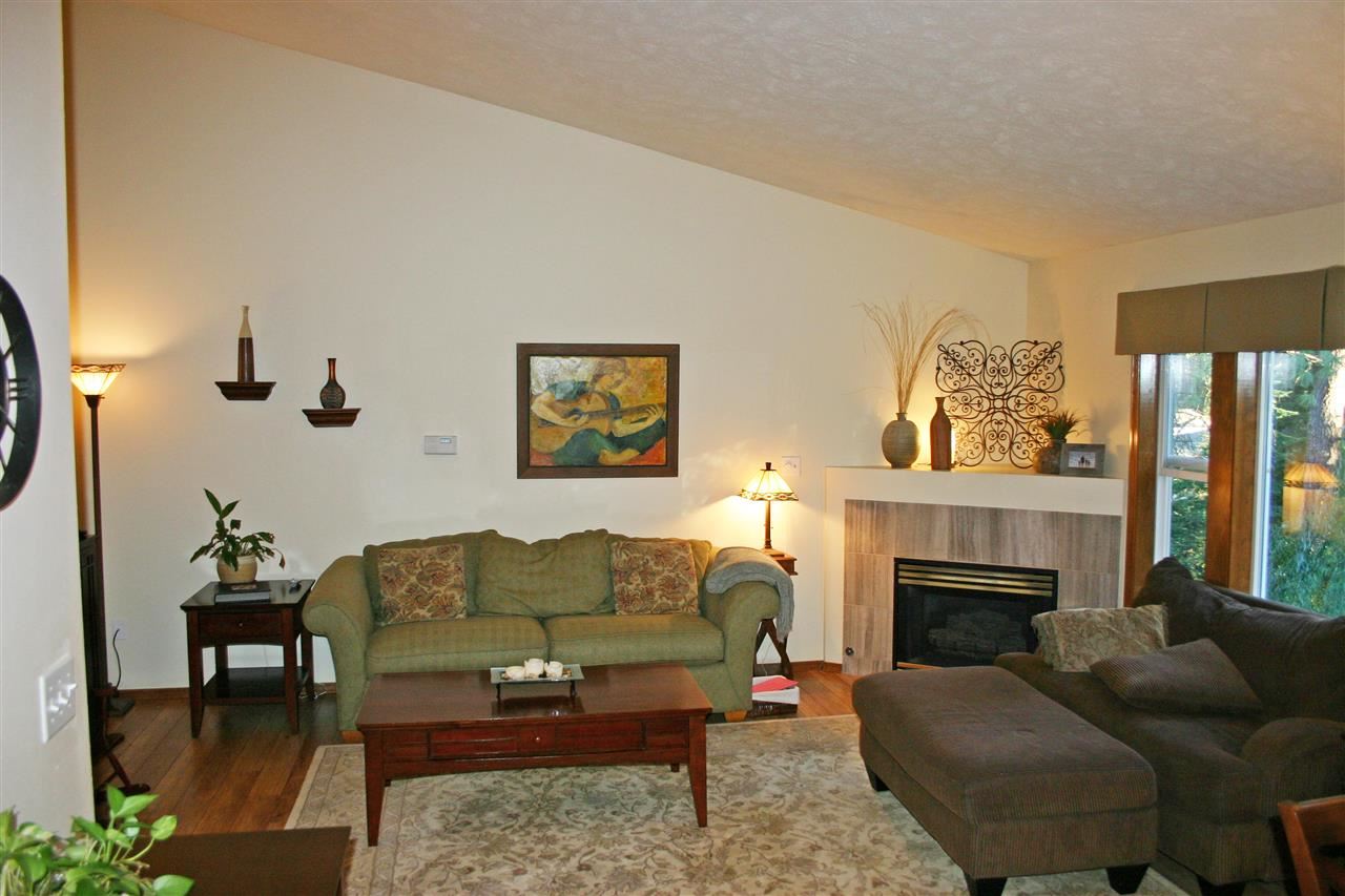 1134 W Bellwood Dr - Photo 3